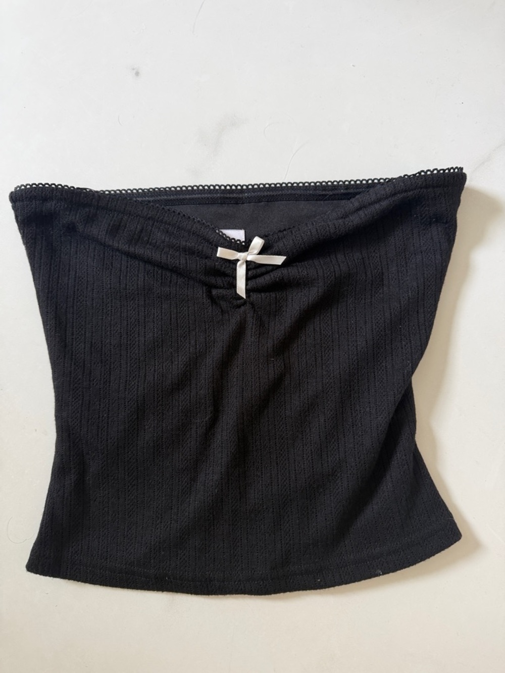 Black Strapless Ribbed Tube Top with Bow